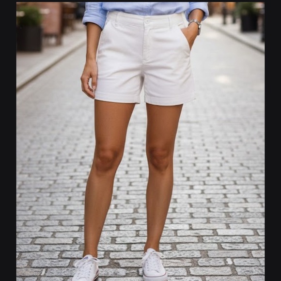 Banana Republic Pants - Banana Republic  white Shorts